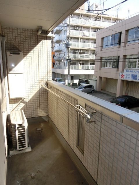 バルコニー　※別号室参考写真です