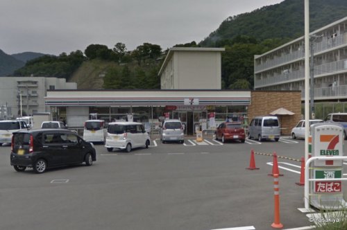コンビニ　セブンイレブン 長野花咲町店（コンビニ）まで318m