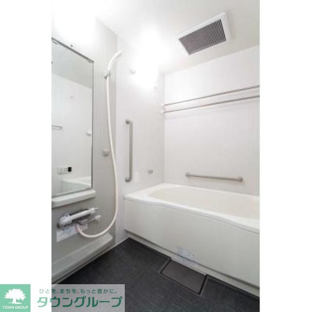 バス・シャワールーム　※写真は同タイプ住戸です。