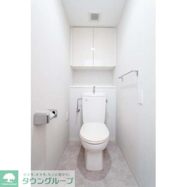 トイレ　※写真は同タイプ住戸です。