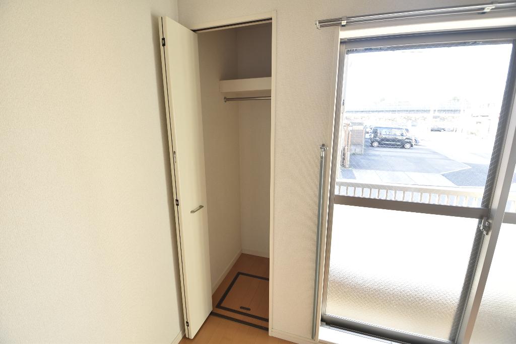 収納　クローゼット