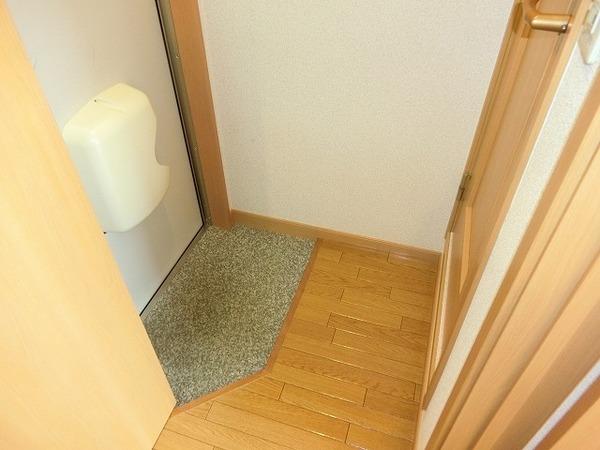 玄関　シューズボックスあり！