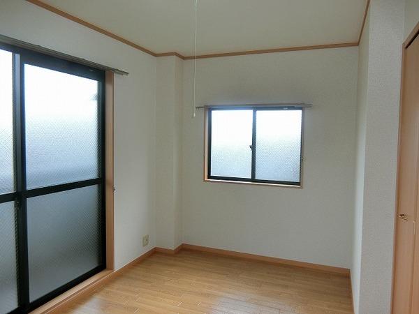 その他部屋・スペース　明るい洋室！