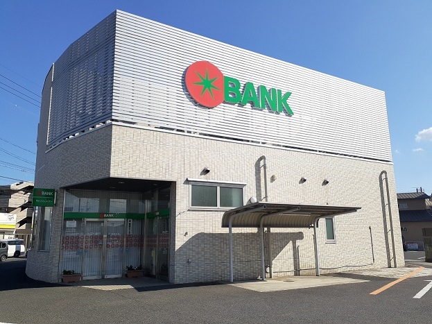 銀行　トマト銀行さん（銀行）まで700m