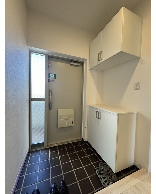 玄関　ゆったりとした玄関スペースです♪