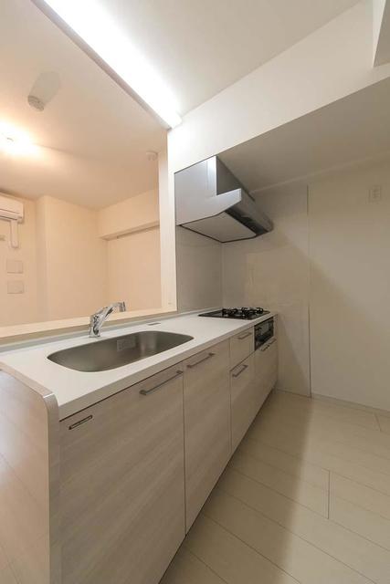 キッチン　※写真は同タイプ住戸です。