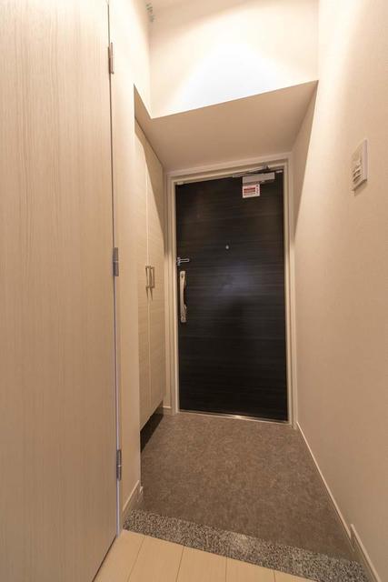 玄関　※写真は同タイプ住戸です。