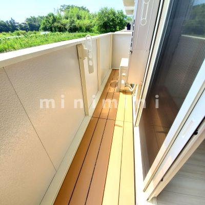 バルコニー　※写真は別号室のものですので現状優先とさせていただきます