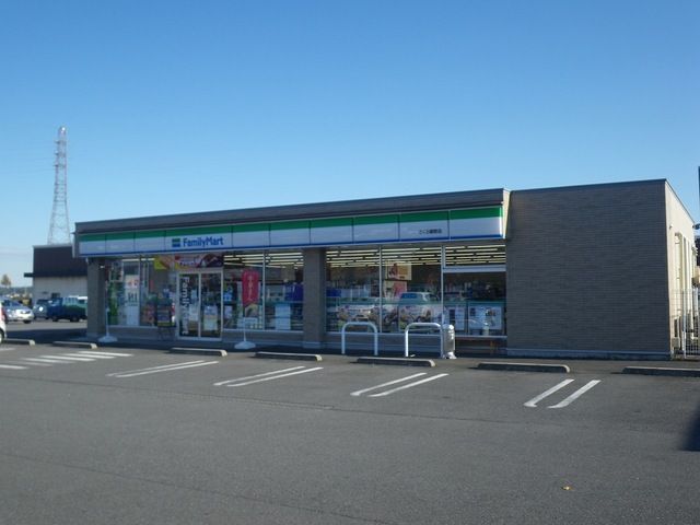 コンビニ　ファミリーマートさくら東原店（コンビニ）まで450m