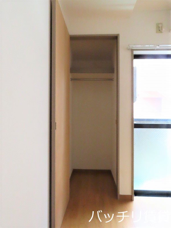 収納　別号室タイプの為、現状を優先致します。
