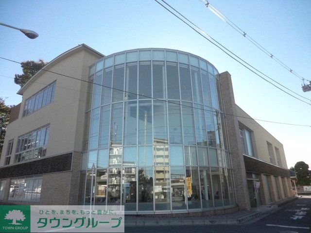 図書館　日野市立平山図書館（図書館）まで823m