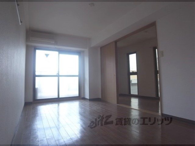 居室・リビング　洋室