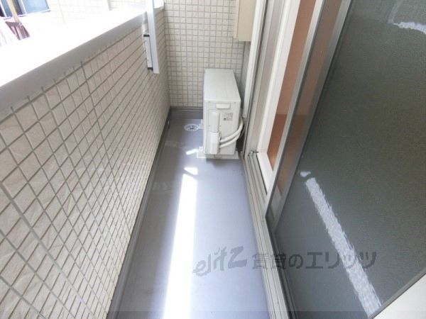 バルコニー　ベランダ