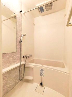 バス・シャワールーム　※同間取りの別部屋です。