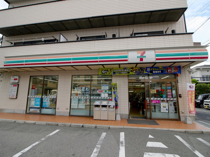 コンビニ　セブンイレブン池田神田店（コンビニ）まで650m