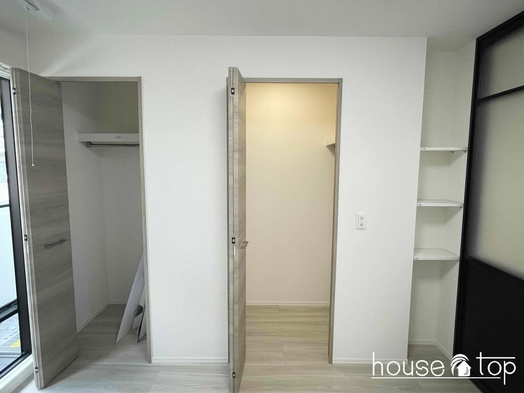 収納　全部屋収納あり