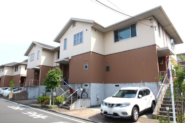 建物外観　閑静な住宅地に立地のマンションです