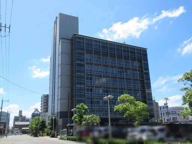 役所　岩倉市役所（役所）まで350m