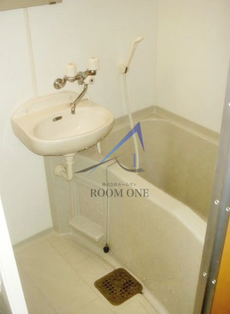 バス・シャワールーム　お風呂です。