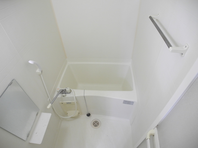 バス・シャワールーム　※室内画像は別部屋のもの