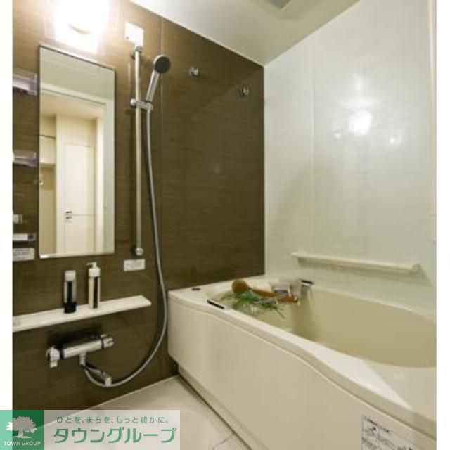 バス・シャワールーム　※写真は同タイプ住戸です。