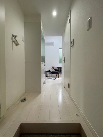 玄関　別号室イメージの為、現状を優先致します。