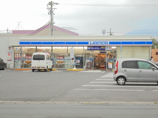 コンビニ　ローソン（コンビニ）まで400m
