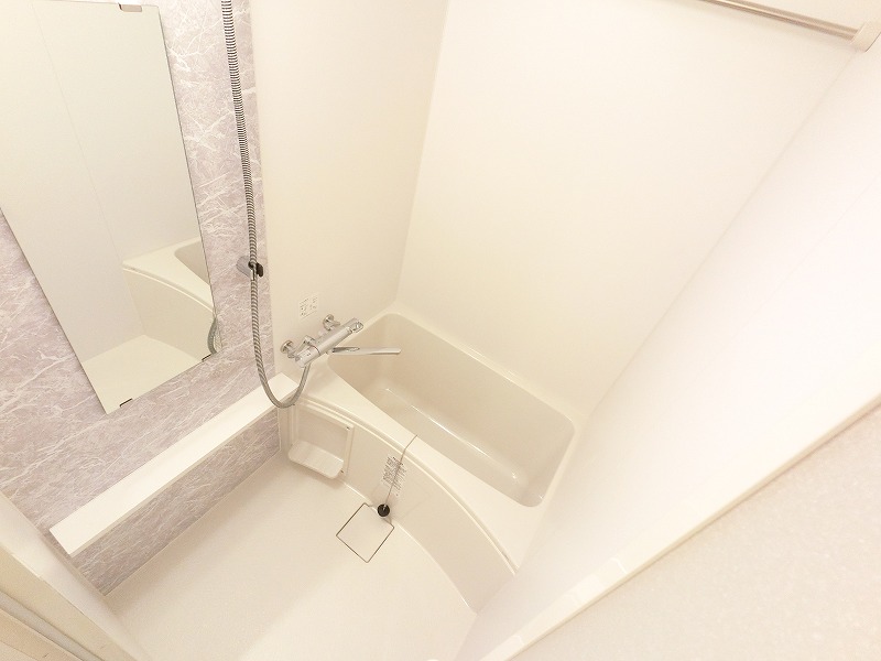 バス・シャワールーム　室内は現状を優先します