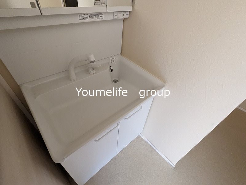 洗面設備　反転タイプ