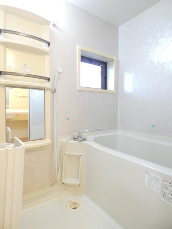 バス・シャワールーム　図面と現状に相違がある場合には現状を優先