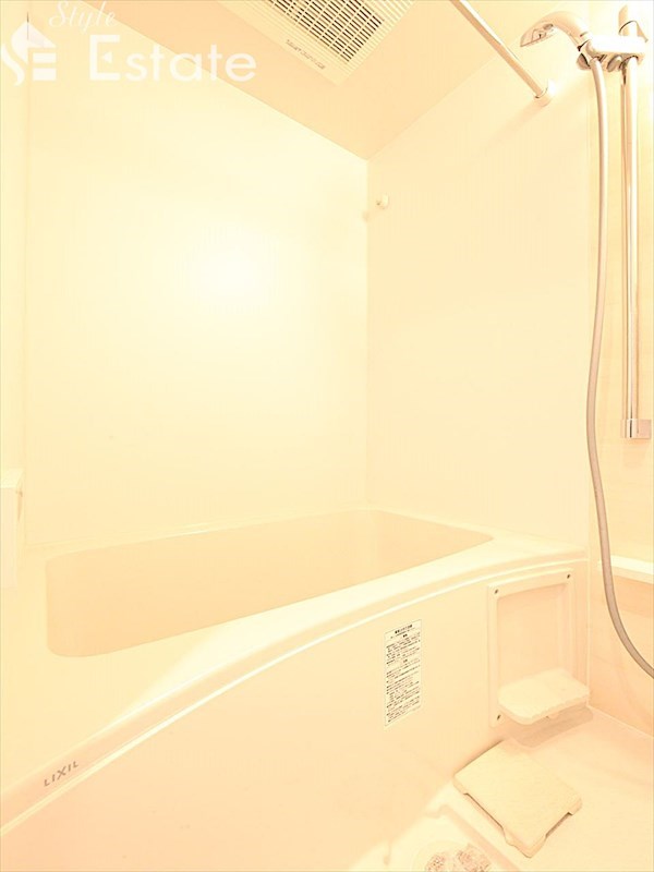 バス・シャワールーム　バスルーム