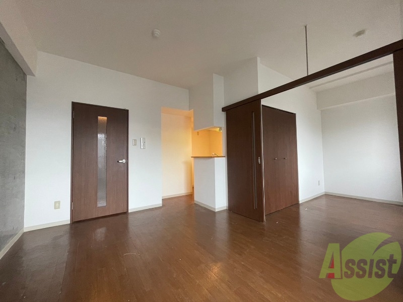 居室・リビング　広くてキレイなお部屋が広がっていて、充実した生活が送れそう。