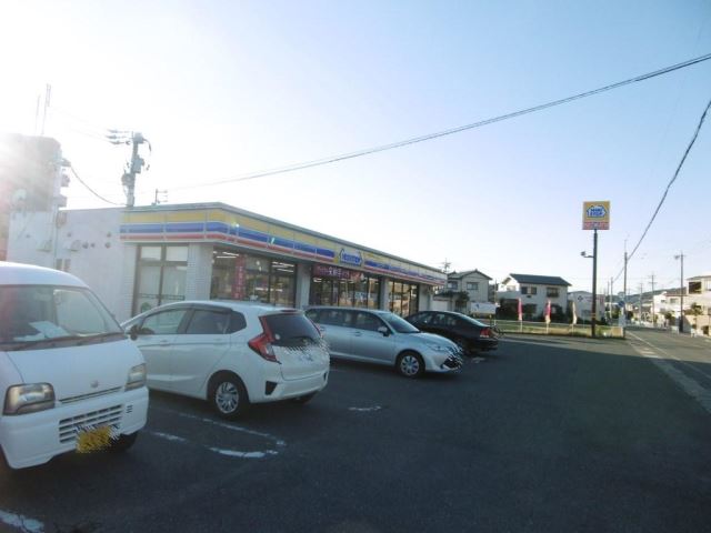 コンビニ　ミニストップ（コンビニ）まで540m