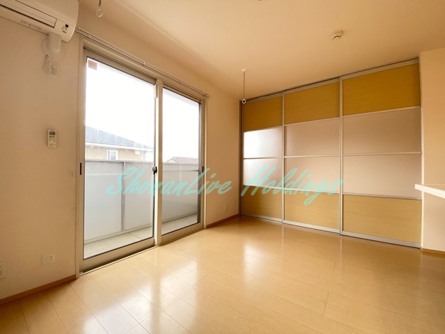 居室・リビング　使いやすいリビングになります♪