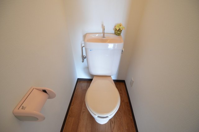 トイレ　トイレ