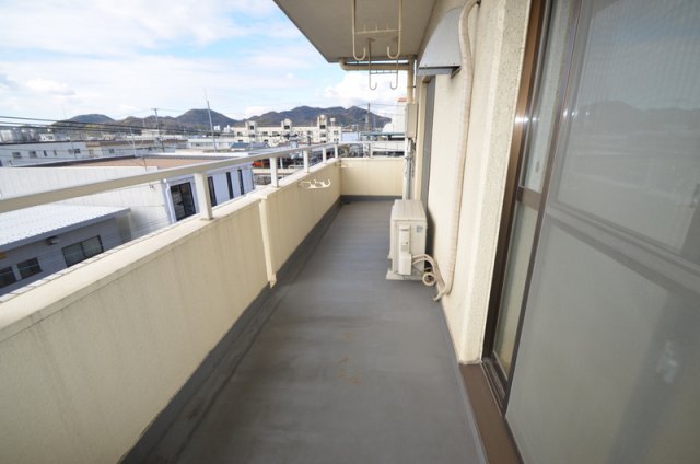 バルコニー　バルコニー