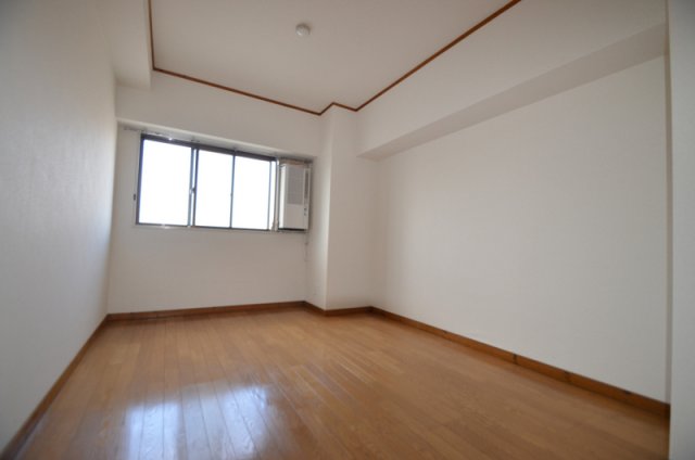 居室・リビング　洋間６帖