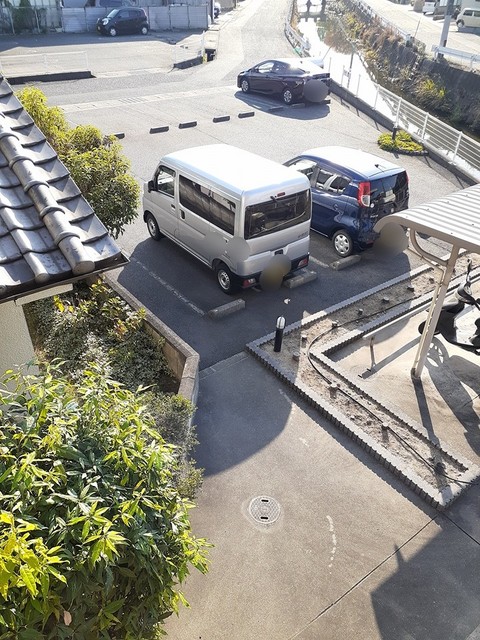 駐車場　駐車場