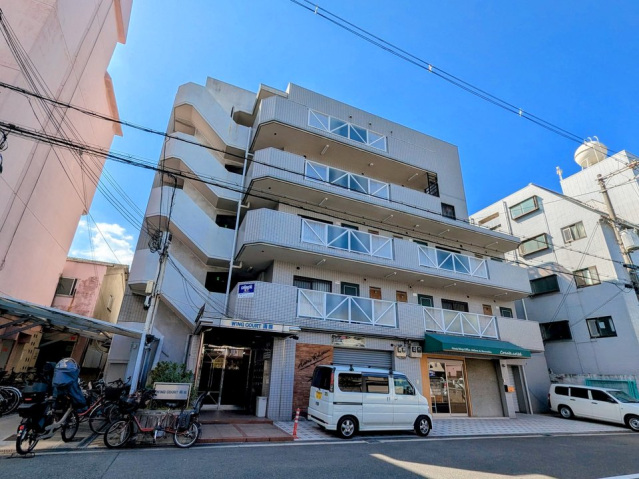 建物外観　オートロック・ＥＶ付き