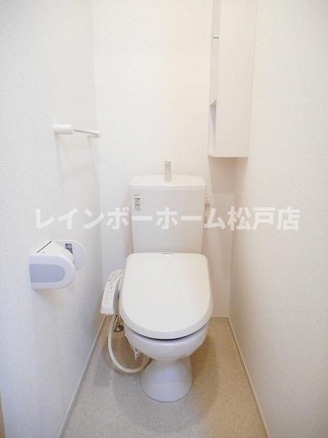 トイレ　清潔感のあるトイレです