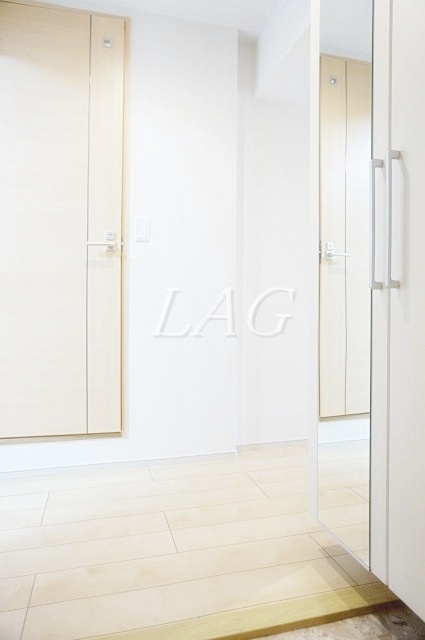 玄関　玄関です。