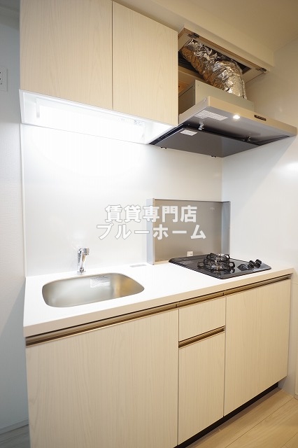 キッチン　収納豊富なシステムキッチン！