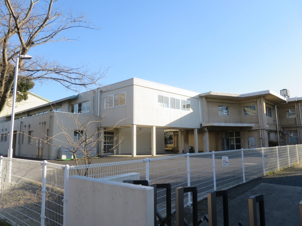 小学校　市原市立辰巳台西小学校（小学校）まで387m