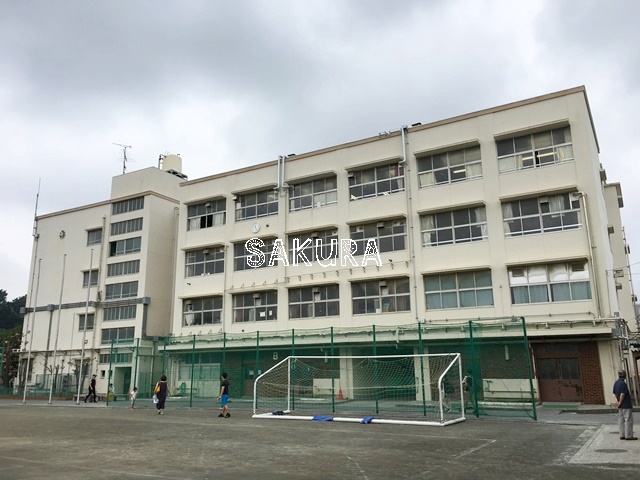 中学校　横浜市立樽町中学校（中学校）まで807m