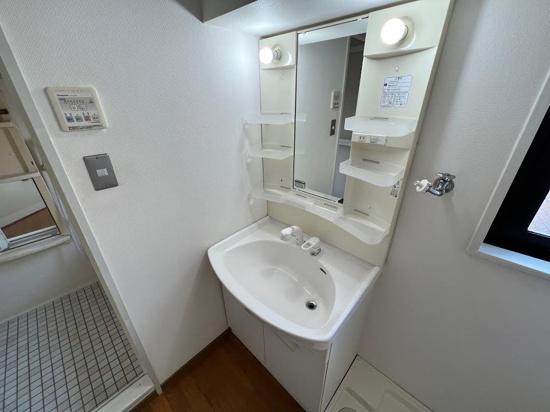 洗面設備　（別タイプ参考写真）パレ・ジュトー　豊島区西巣鴨2