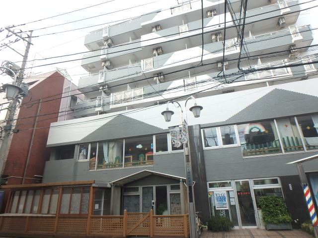 幼稚園・保育園　まるこ保育園（幼稚園・保育園）まで220m