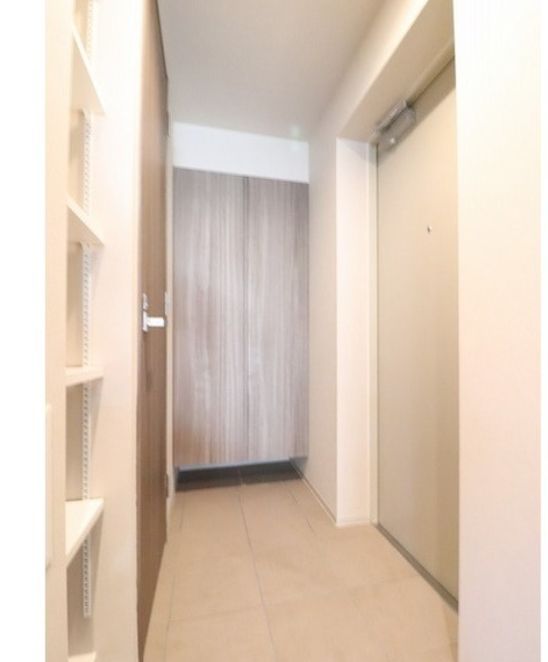 玄関　きれいな玄関です