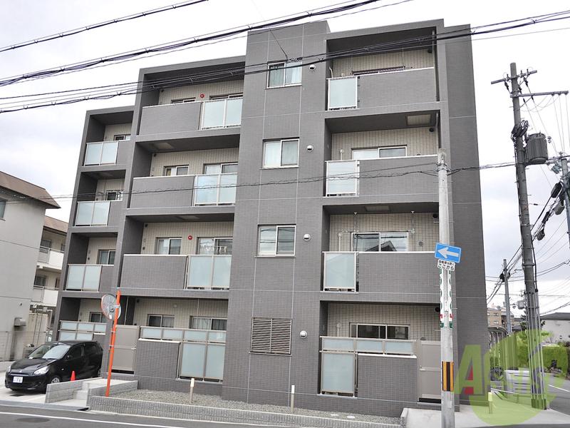 建物外観　吹田市垂水町【リッシュ　テーレ】