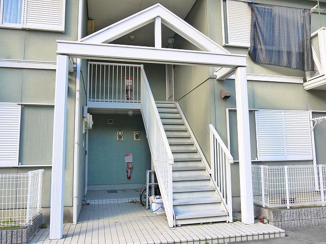 エントランス　清潔なエントランスです