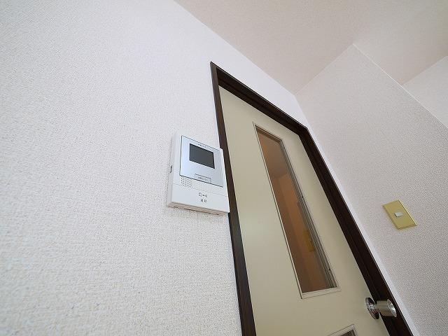 セキュリティ　モニターインターホンで付きで安心